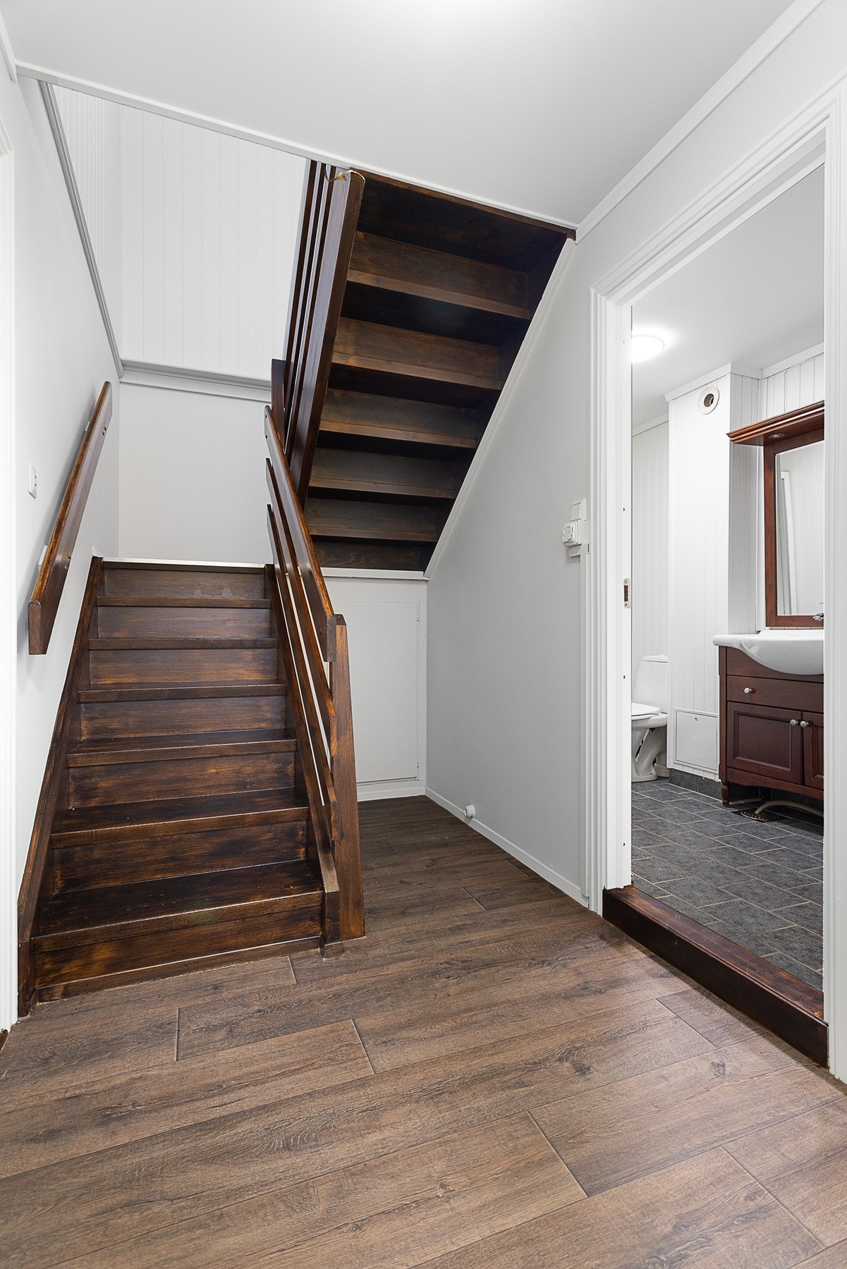 Trapperom. Galleribilde