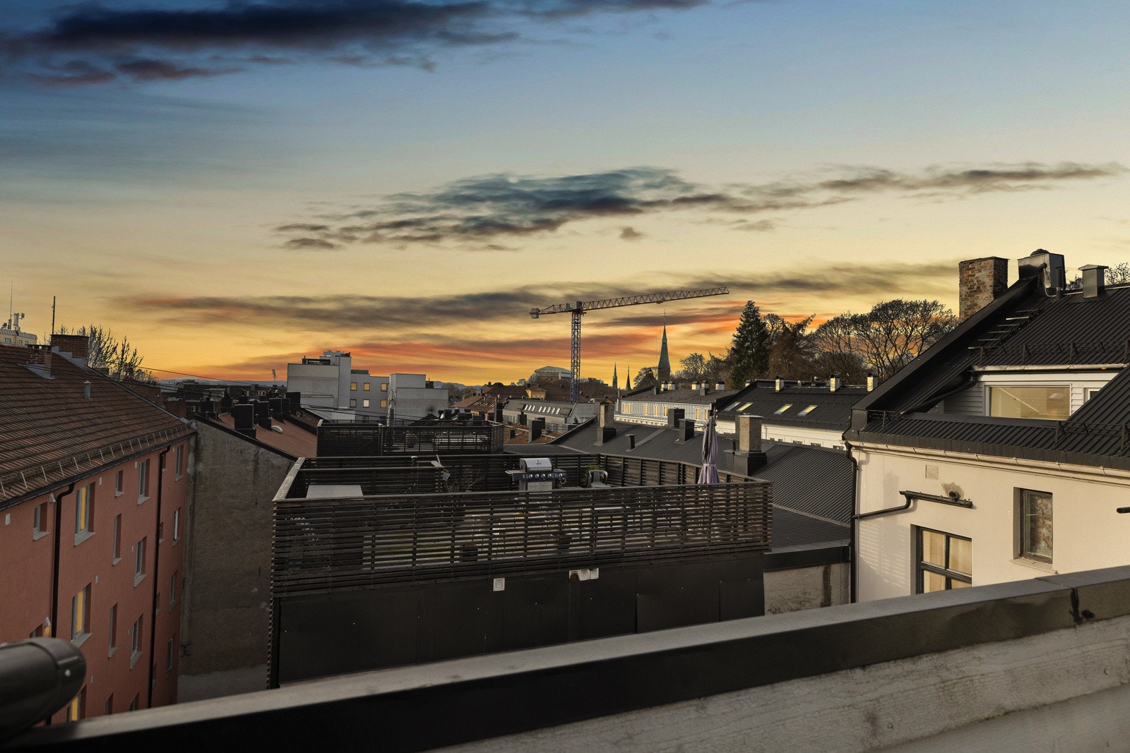 Fra terrassen har du flott utsyn utover Bislett. Galleribilde