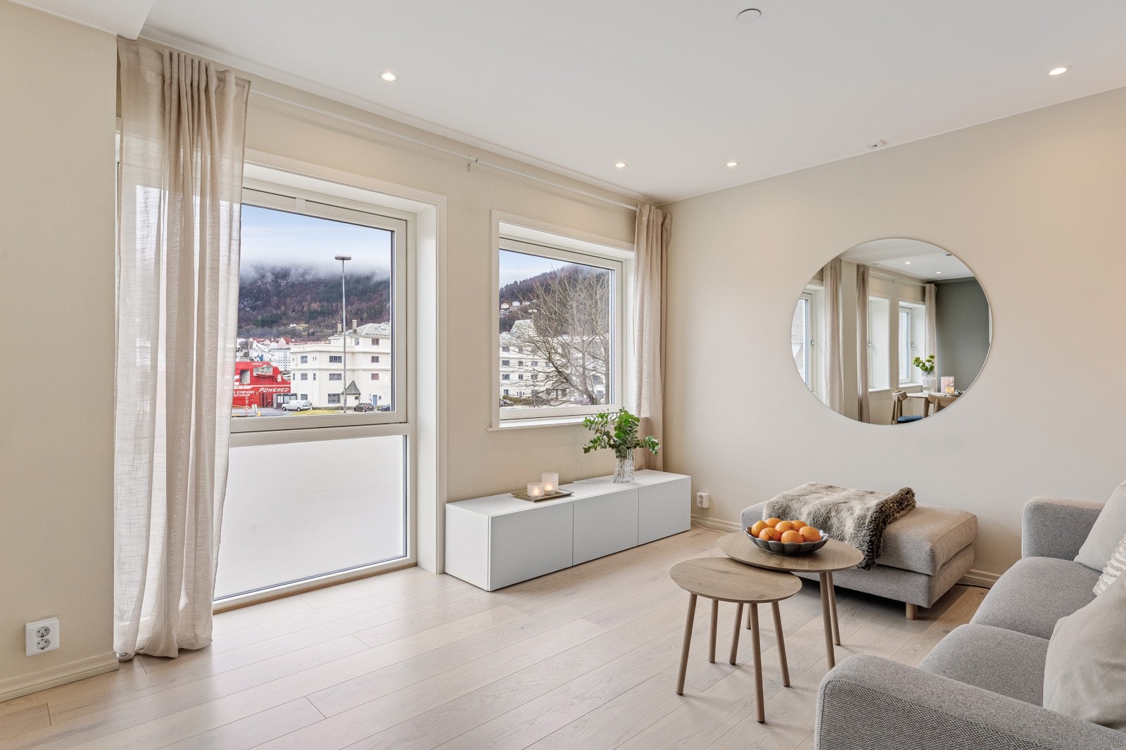 - Vinduene er nye fra 2019 (montert i 2020) - Galleribilde