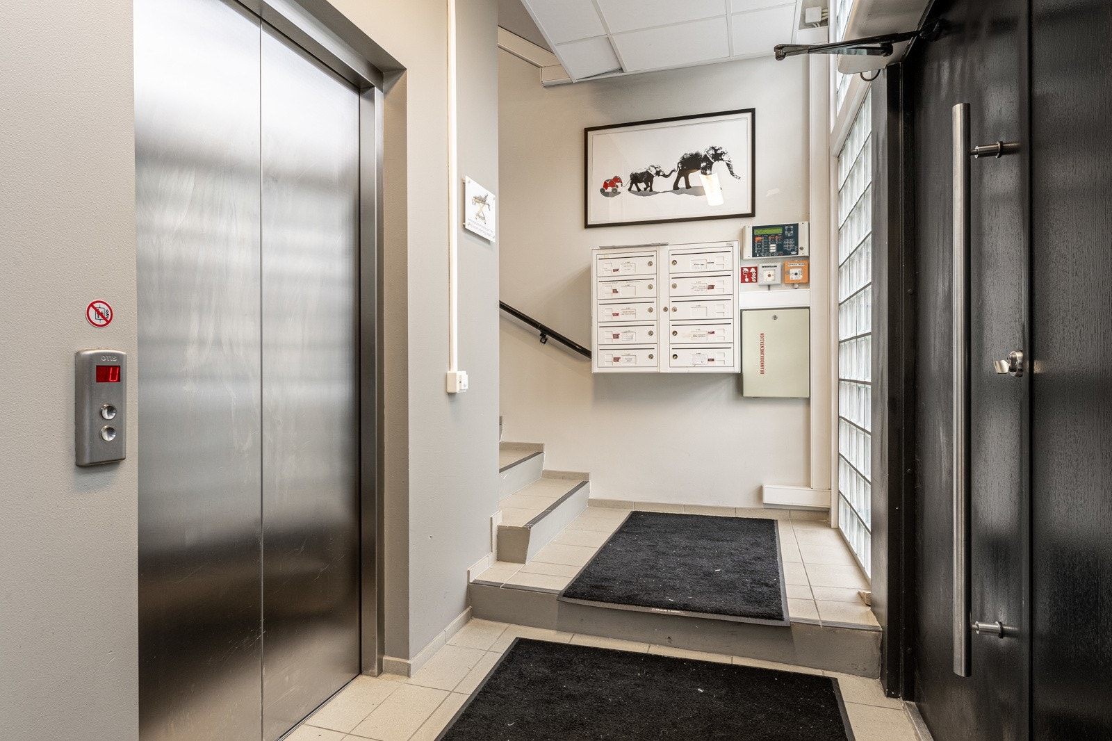 - Heis i bygget - Galleribilde