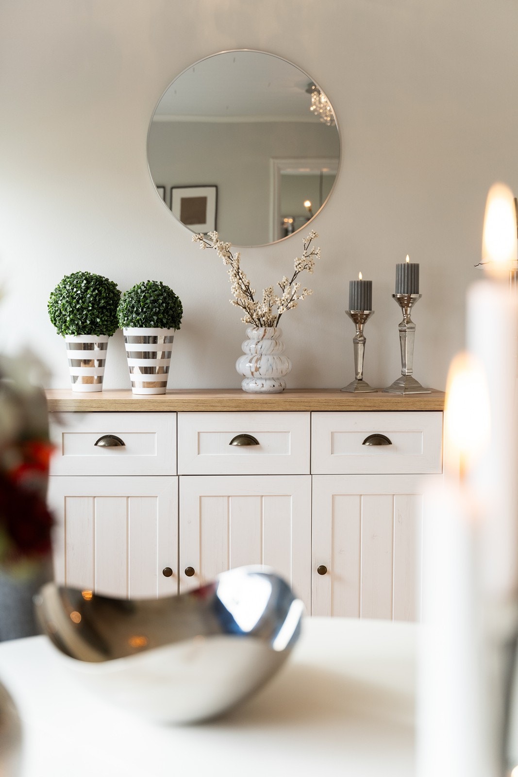 Hyggelig atmosfære i kjøkkenets spisekrok Galleribilde