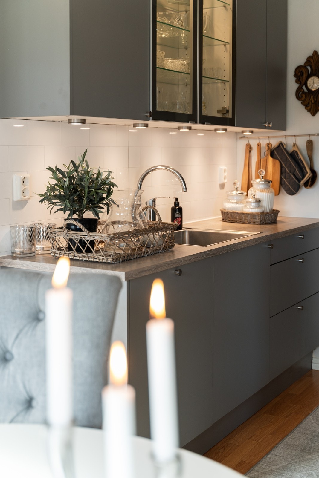 Spotter under overskap Galleribilde