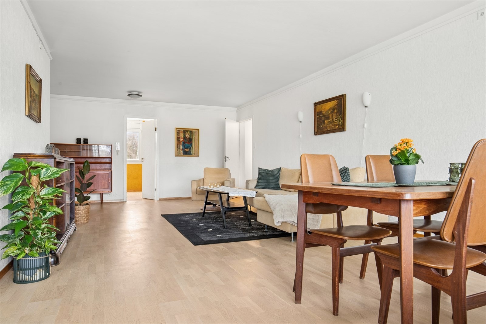 Romslig stue Galleribilde