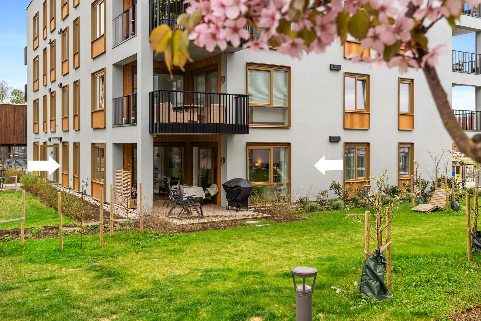 Nyere (2022) 3-roms på bakkeplan med stor terrasse Galleribilde