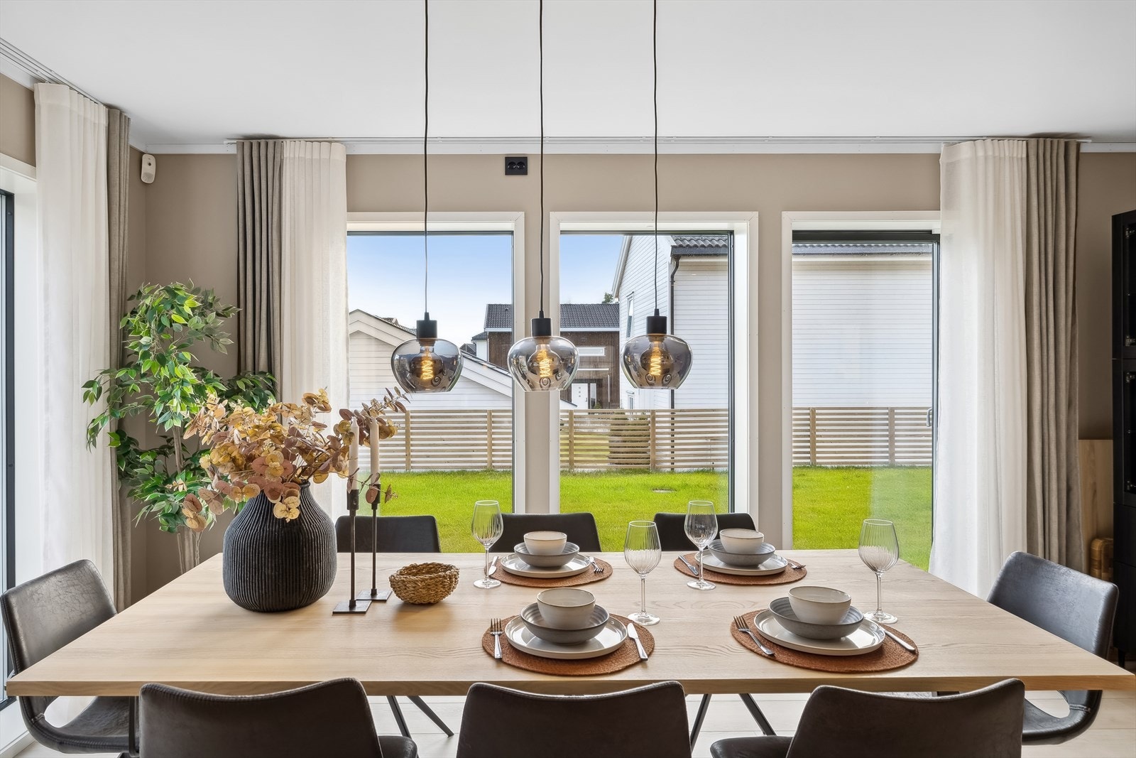 Her kan familien samles for å roe ned et øyeblikk med en god samtale over et deilig måltid. Galleribilde