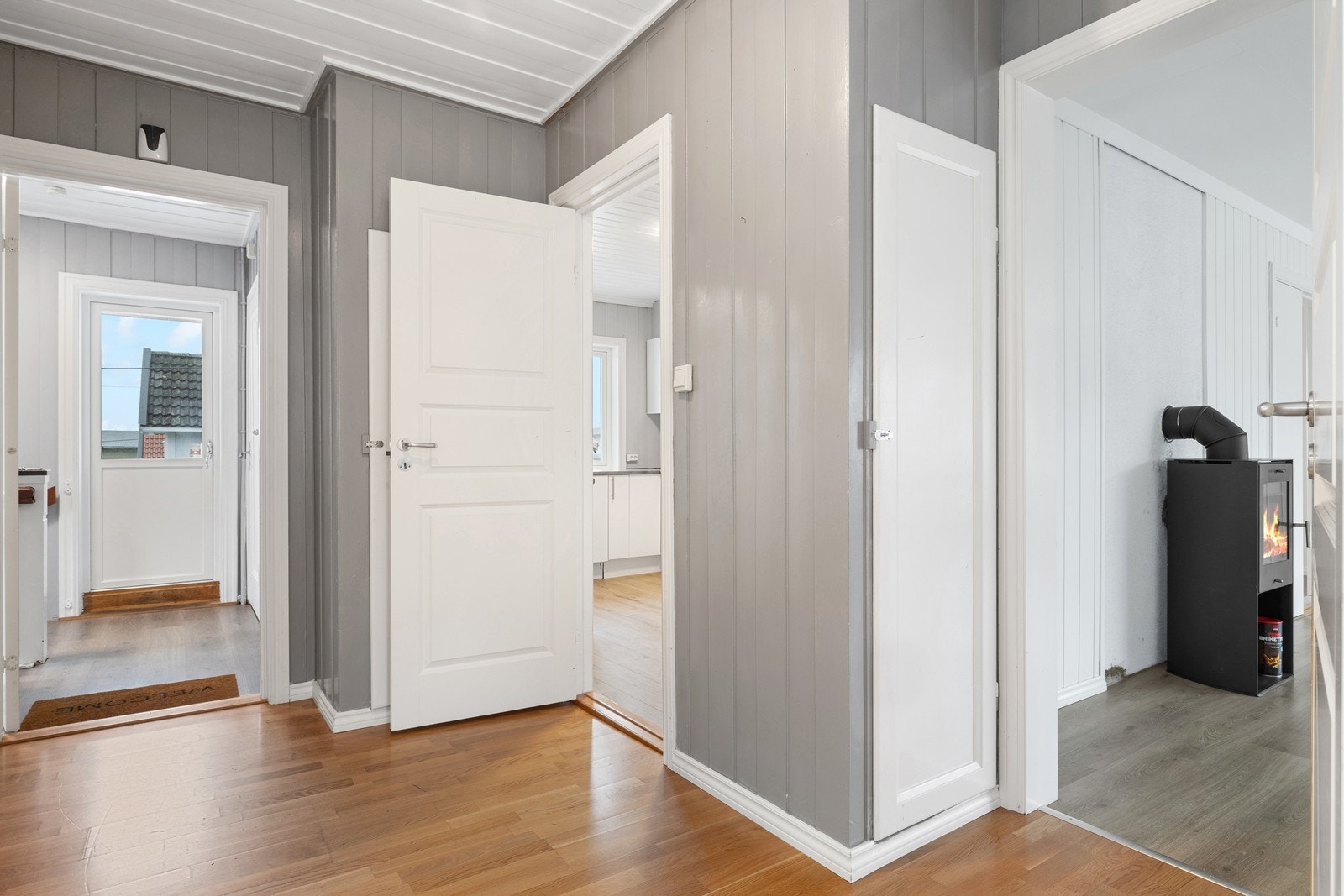 2. etasje, Entré Galleribilde