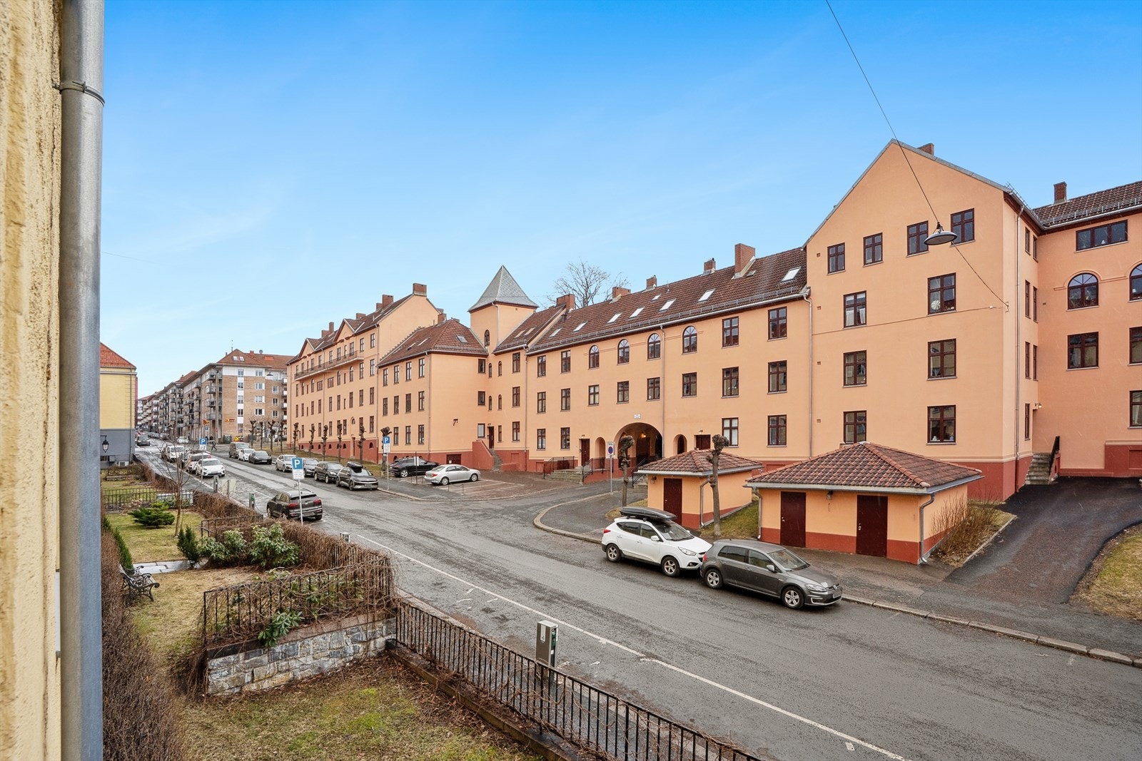 Fin utsikt fra kjøkkenvindu Galleribilde