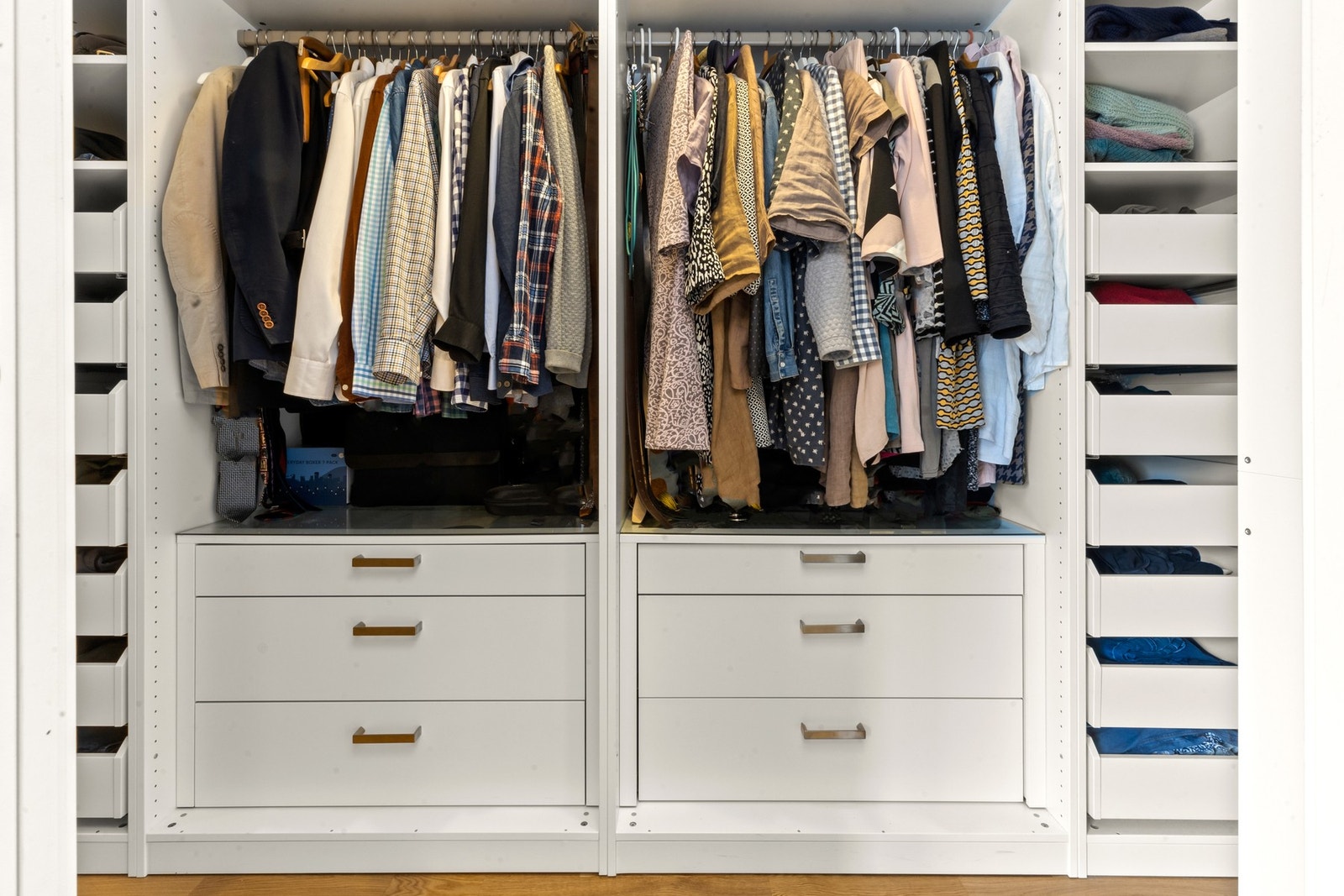 I tilknytning til hovedsoverommet er det et garderoberom. Galleribilde