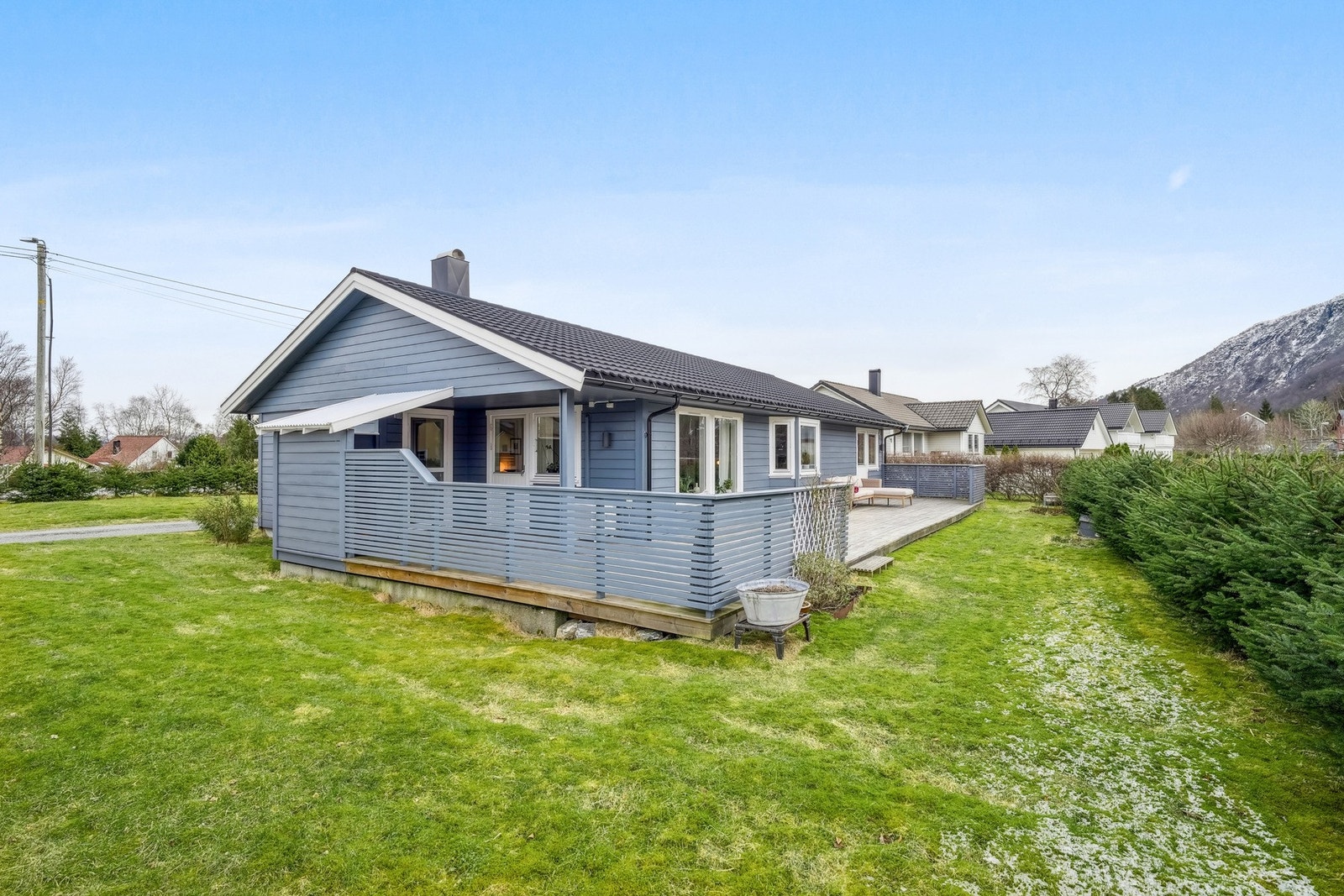 en plane og lettstelte hagen gjør det enkelt å sette robotklipperen i arbeid - for en alltid velstelt plen uten stress og mas! Galleribilde