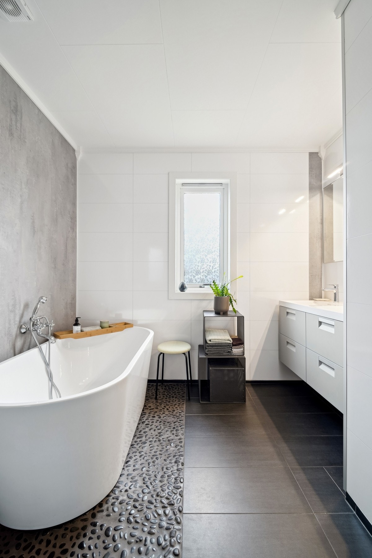 Badet fremstår moderne. Galleribilde