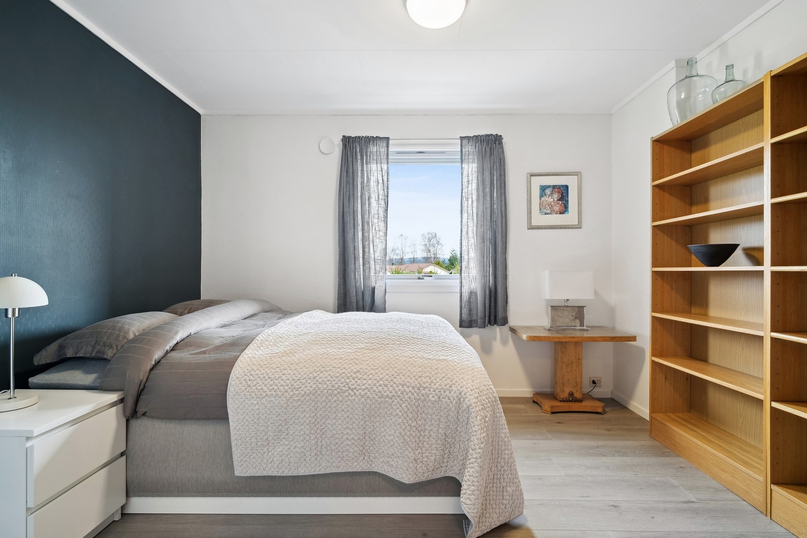 Soverom 2 har muligheter for flere garderobeløsninger. Galleribilde