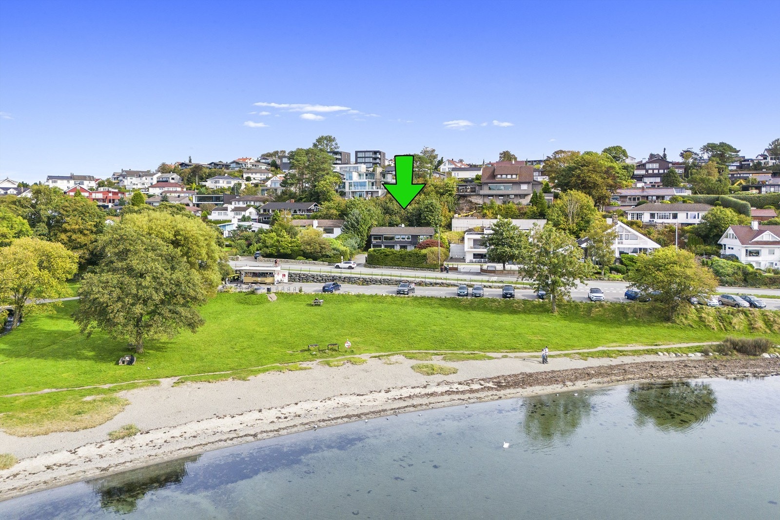 Nærmeste nabo til Møllebukta og Hafrsfjord. Galleribilde