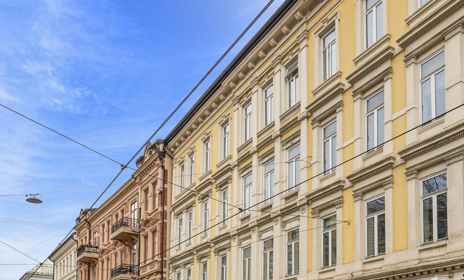 Vakker og klassisk 1890-gård på Frogner. Galleribilde
