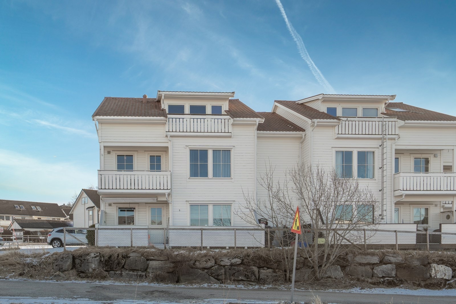 Leiligheten ligger på ende og i toppen av bygget. Galleribilde
