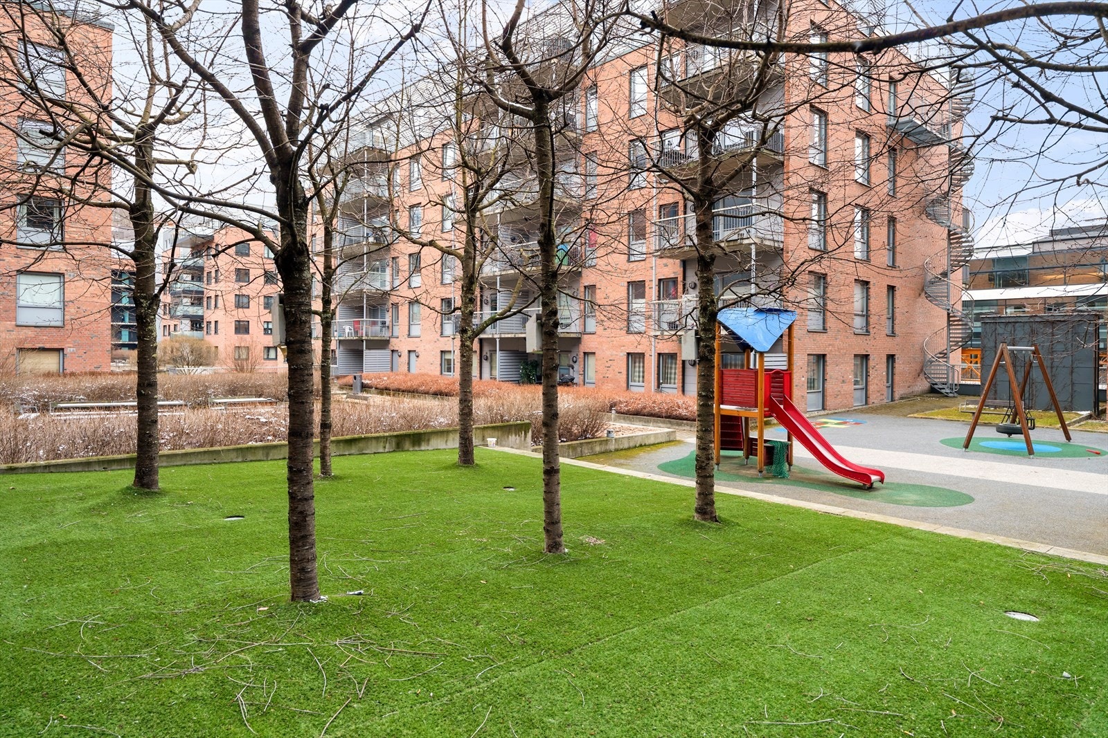 I Kværnerbyen finner du butikker, kafeer og restauranter, og det er et stadig voksende område med mye liv og aktivitet. Galleribilde