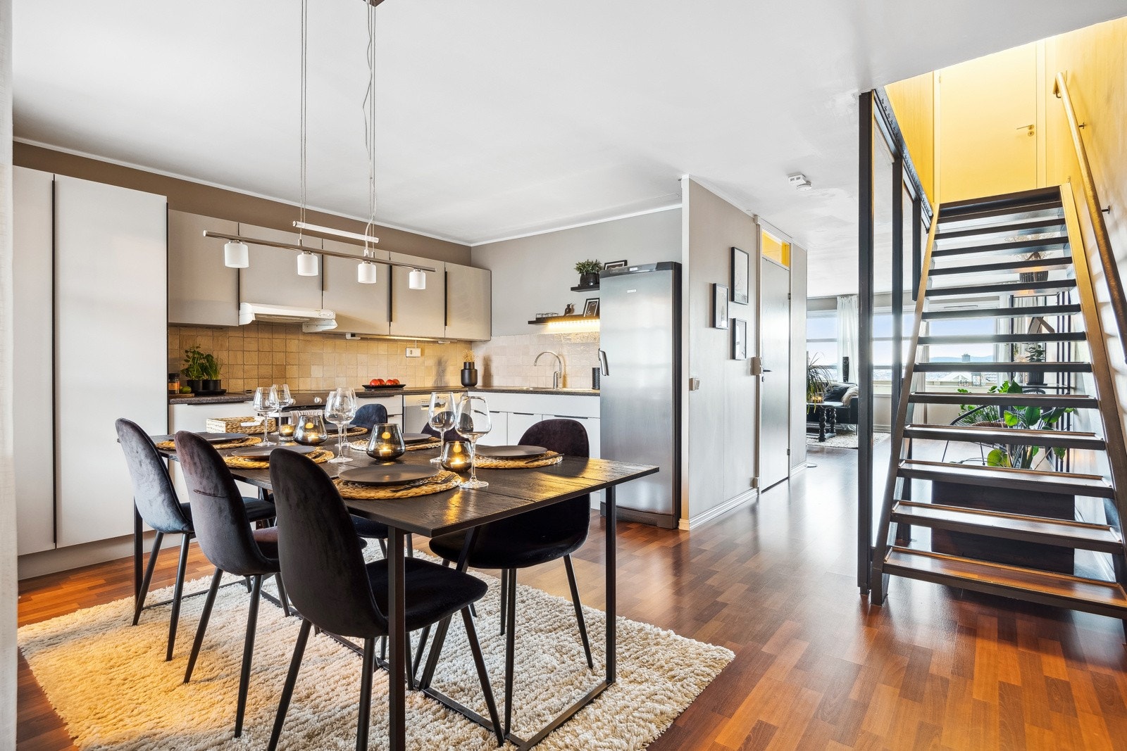 EIE eiendomsmegling ved Yasin Unal har gleden av å presentere Nedre Flatåsveg 474! Galleribilde