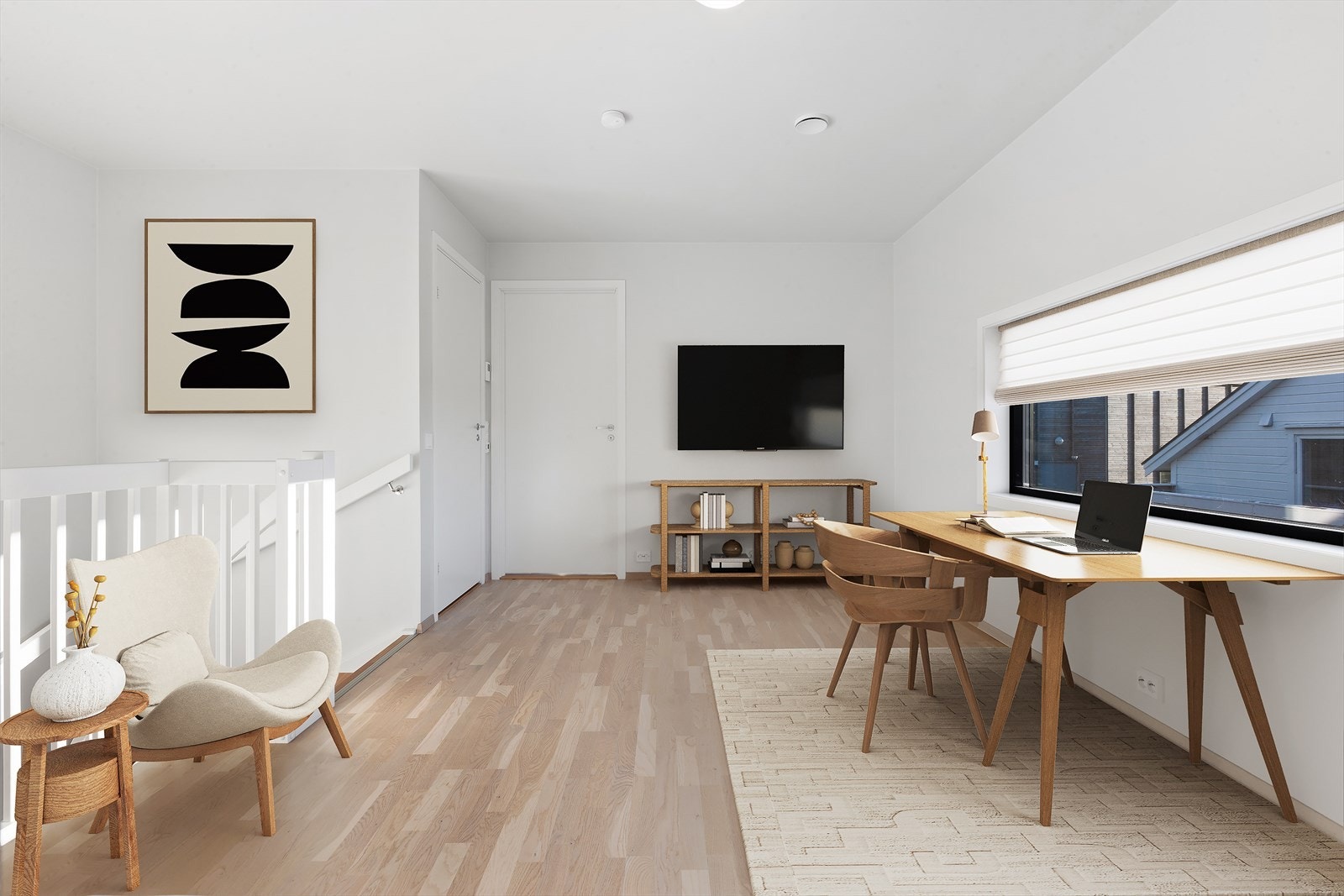Stue på øverste plan kan ha flere bruksområder f.eks kontor, TV- stue eller lekerom. (Digital møblering illustrert i bildet). Galleribilde