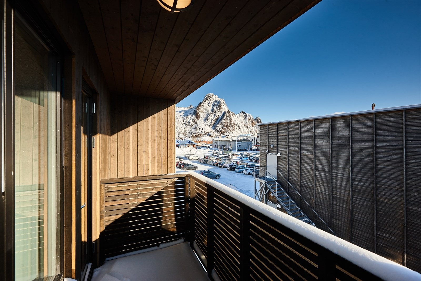 Plass for enkelt utemøblement Galleribilde