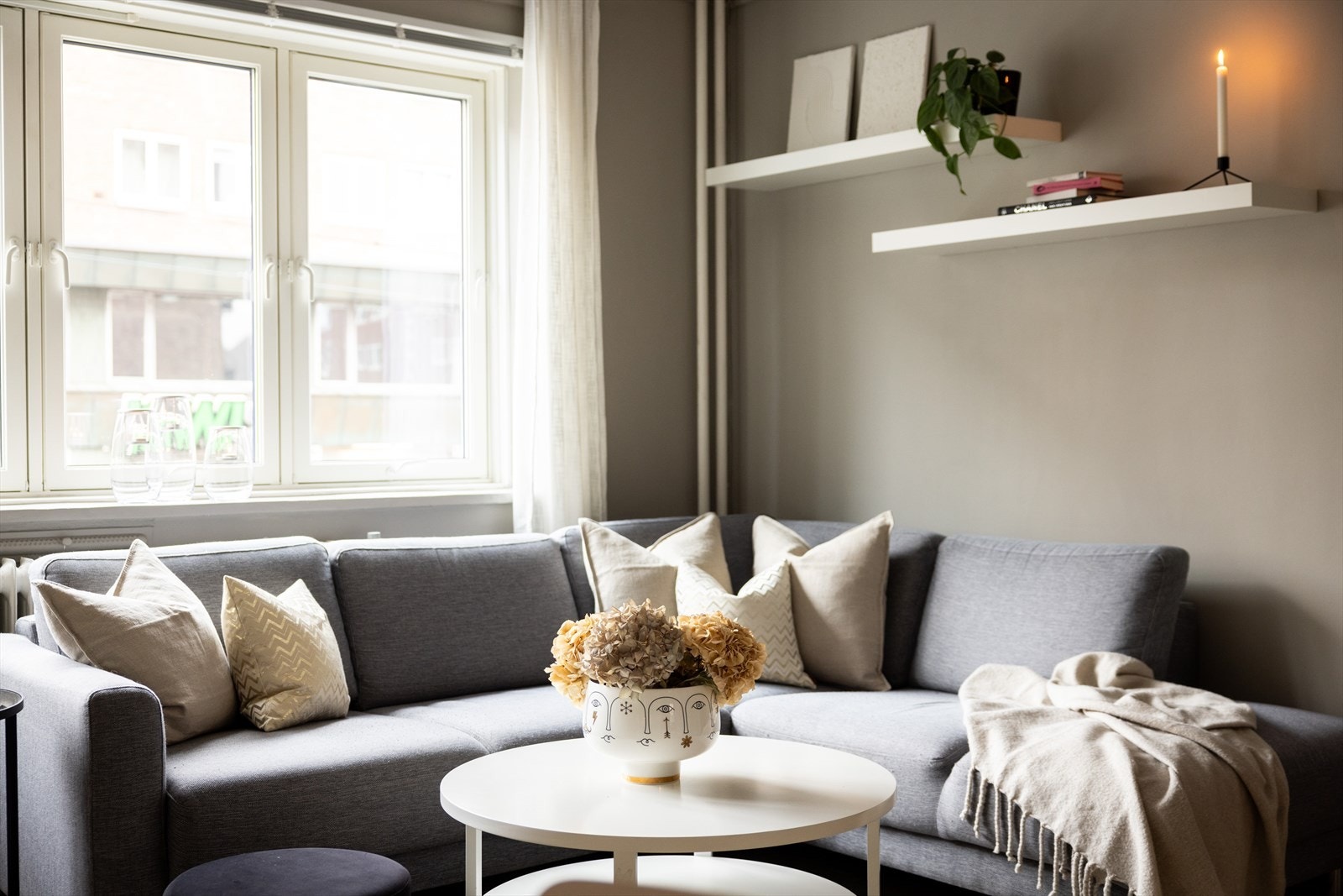 - Varmtvann, fyring og fiberinternett er inkludert i felleskostnadene - Galleribilde