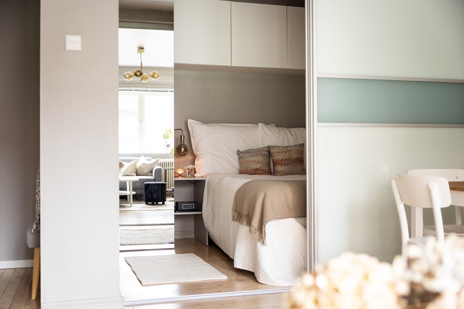 - Alkoven har plass til dobbeltseng - Galleribilde