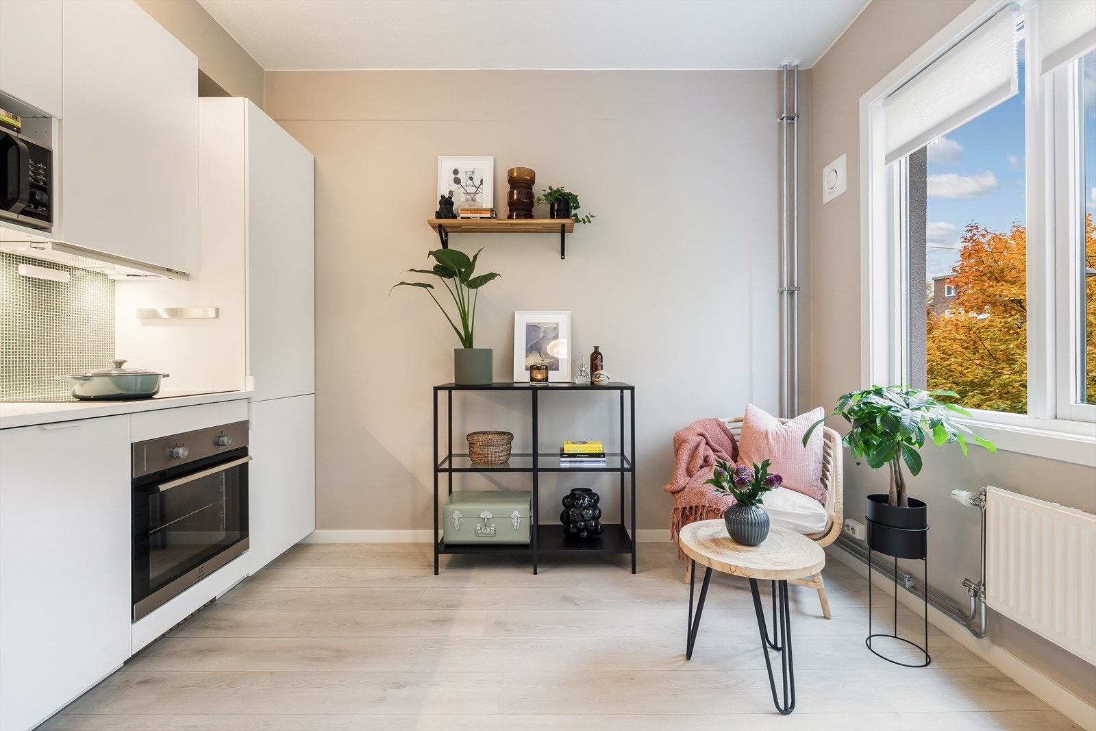 - Generøs takhøyde på 2,77 meter - Galleribilde