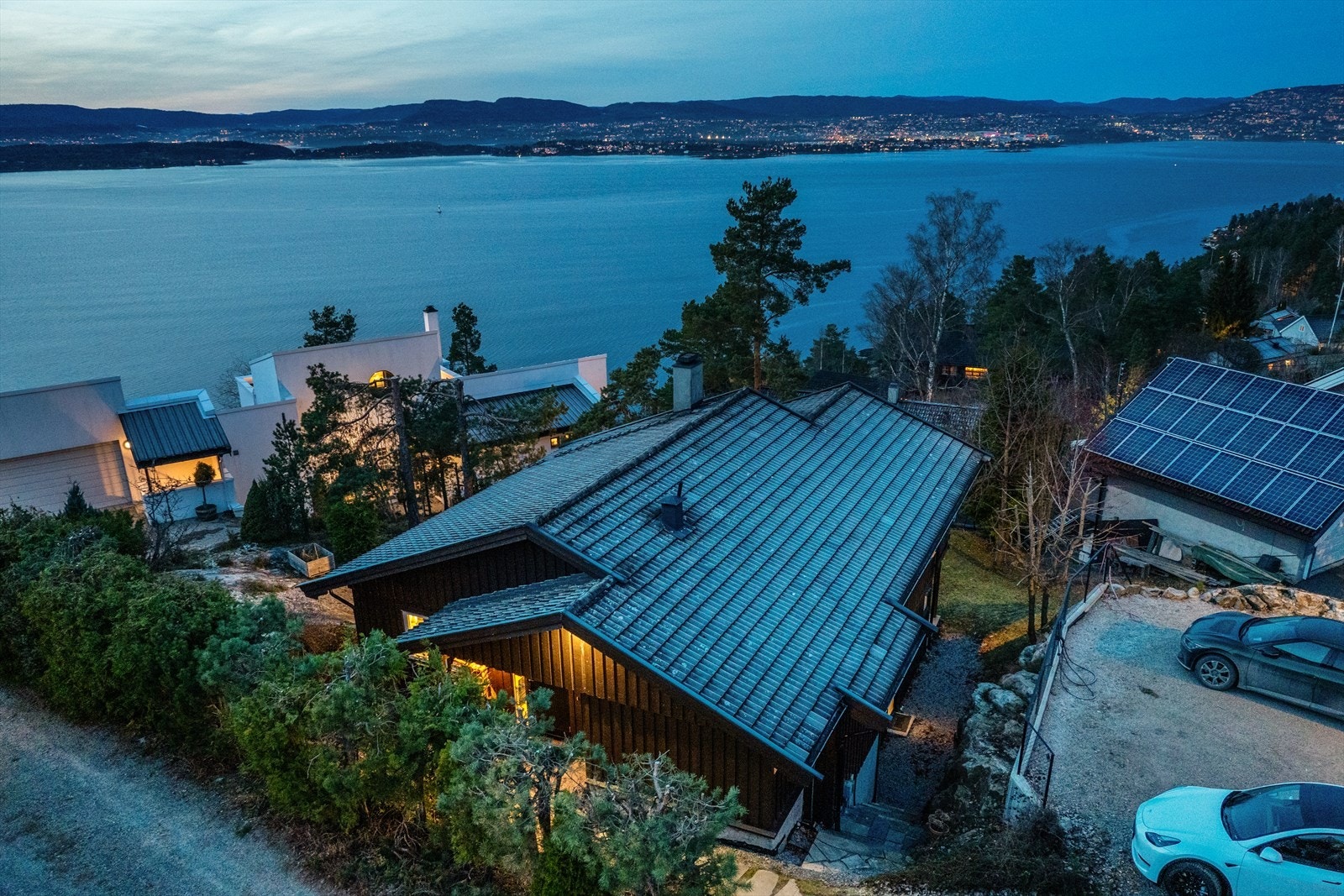 Fin beliggenhet sentralt på Nesodden. Galleribilde