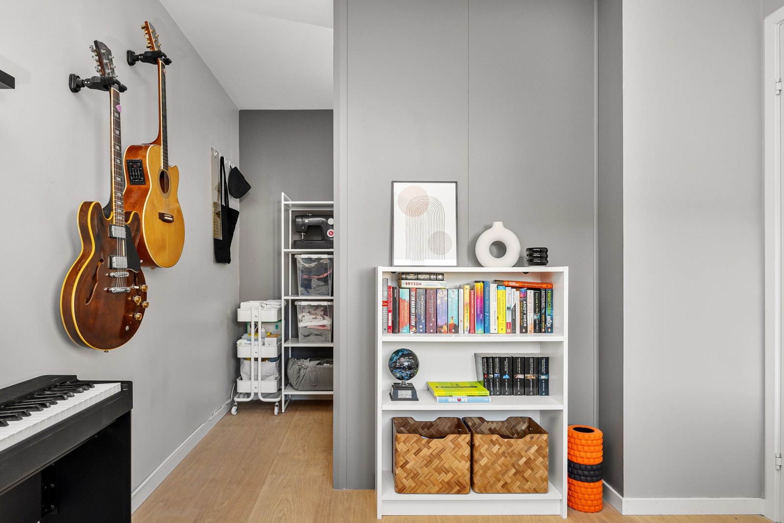 - Smart garderobeløsning også i soverom II - Galleribilde