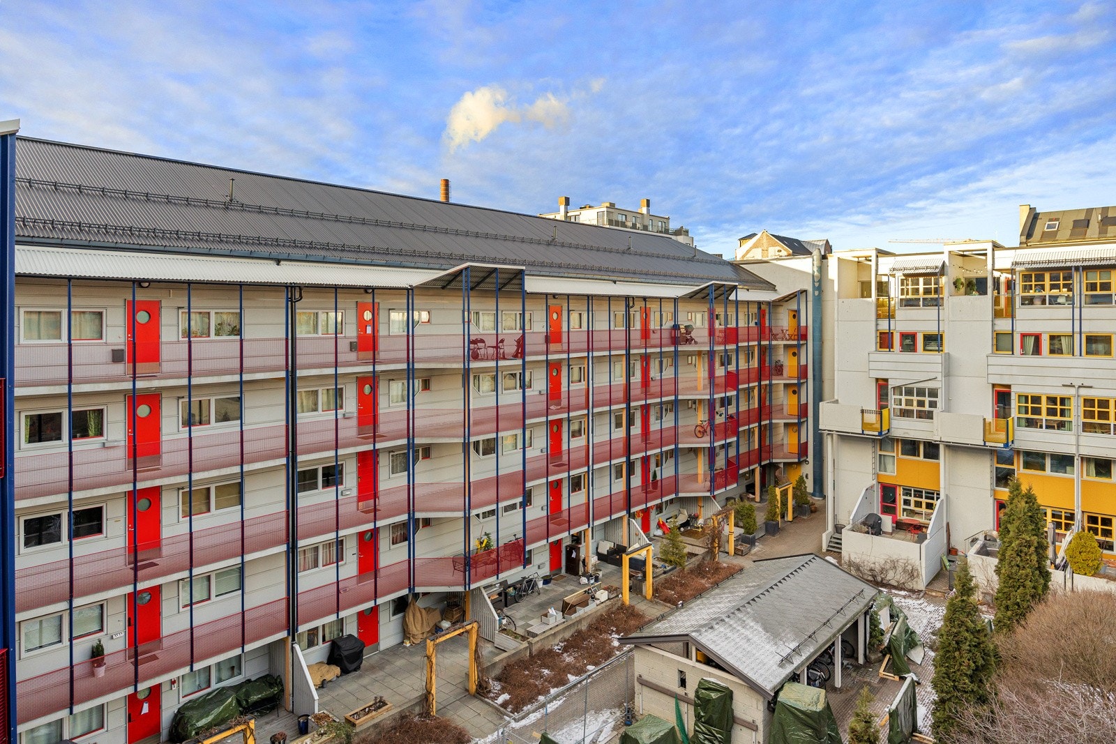 - Utsikt mot indre gårdsrom - Galleribilde