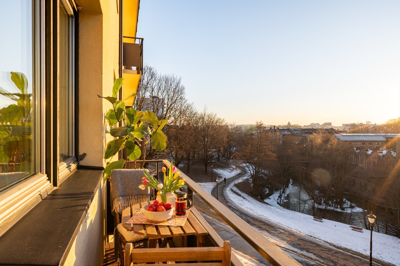 En utrolig koselig og fin 2-roms andelsleilighet med Akerselva som nærmeste nabo. Galleribilde