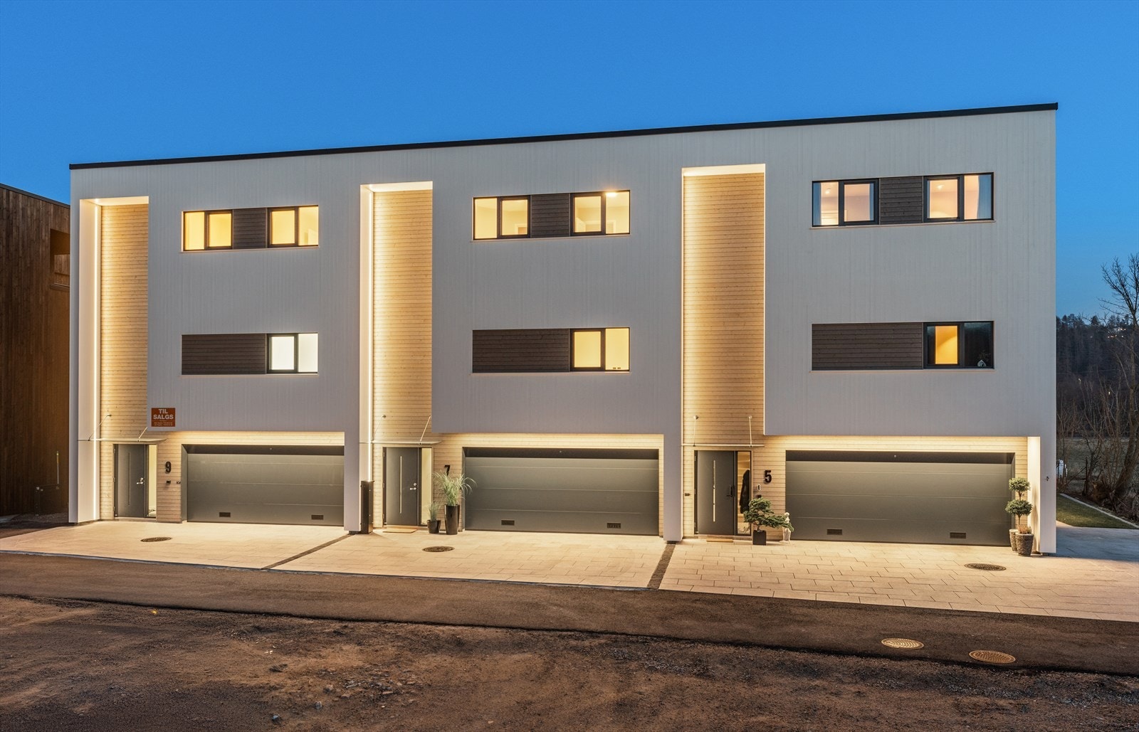 Ny enebolig i rekke med god planløsning og god standard Galleribilde