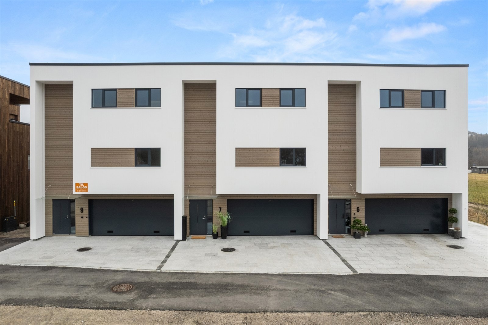 Integrert, stor garasje Galleribilde