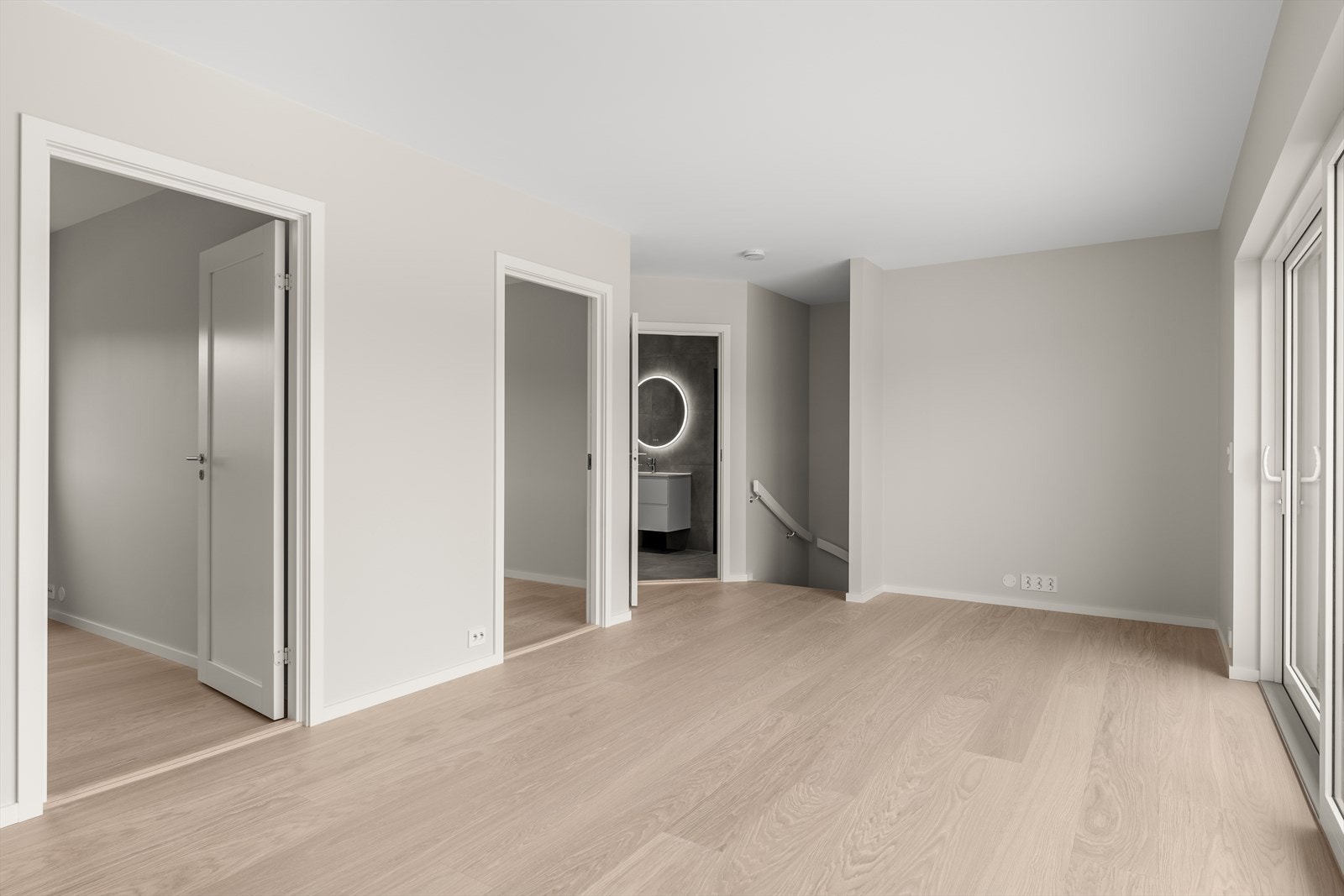 3.etg med loftstue, 2 soverom og baderom Galleribilde