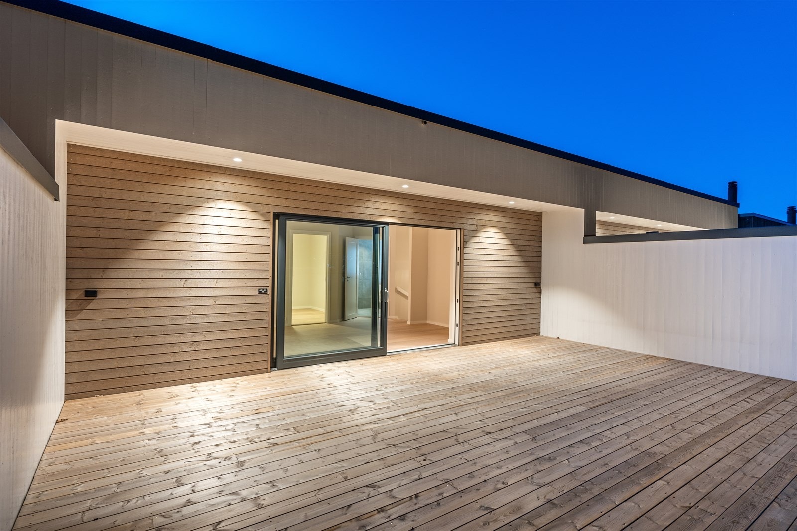 Her kan man nyte mange fine sommerdager og kvelder Galleribilde