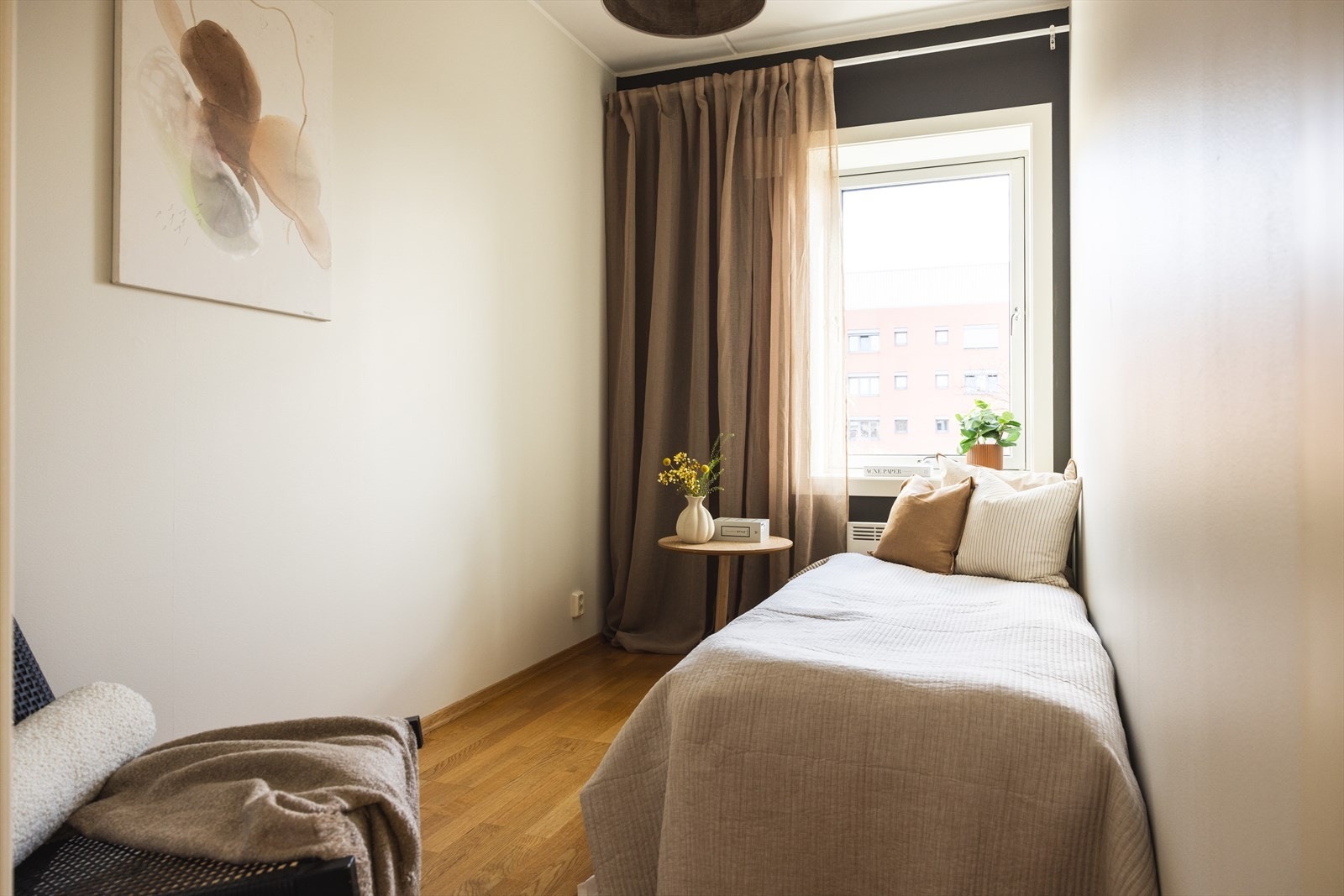 Soverom 2 egner seg fint som gjesterom, barnerom eller kontor Galleribilde