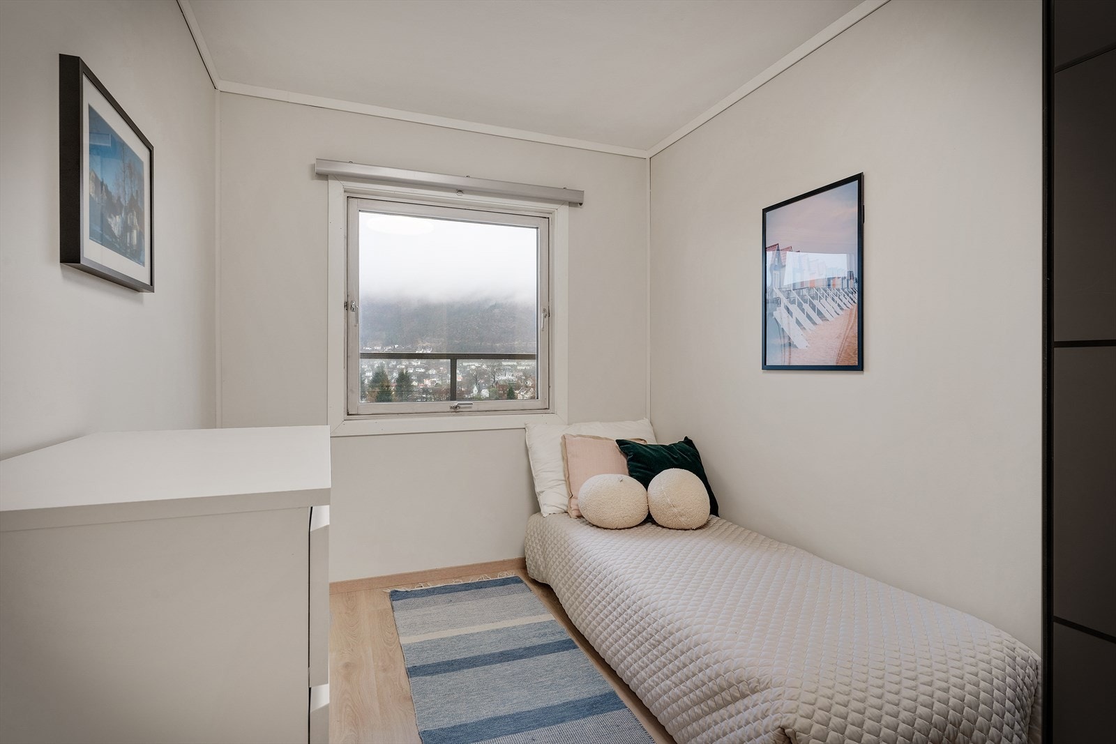 - Det andre soverommet har en størrelse på 9,1 m² - Galleribilde