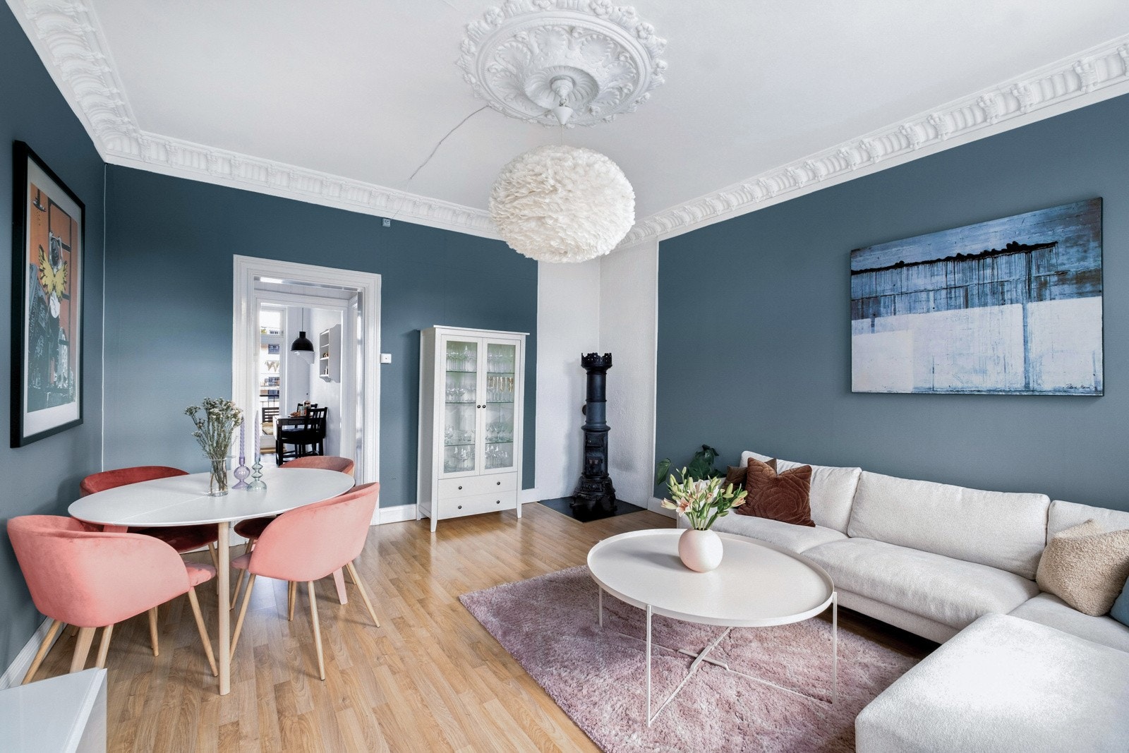 Stuen er av god størrelse. Galleribilde