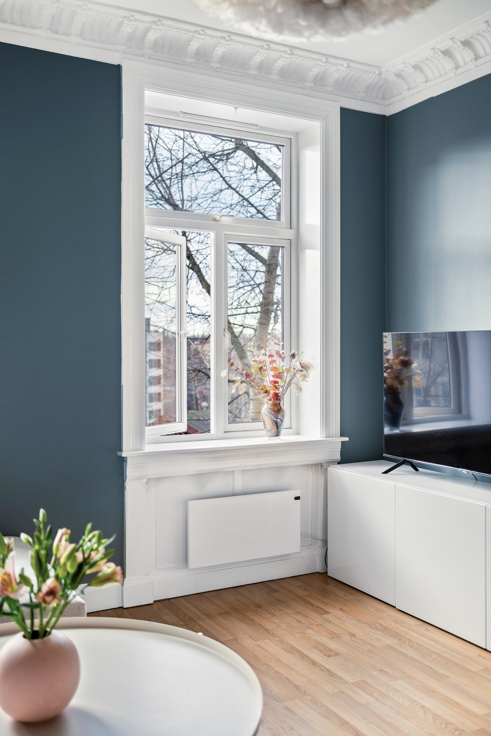 Leiligheten har en super beliggenhet med kort vei til alle fasiliteter. Galleribilde