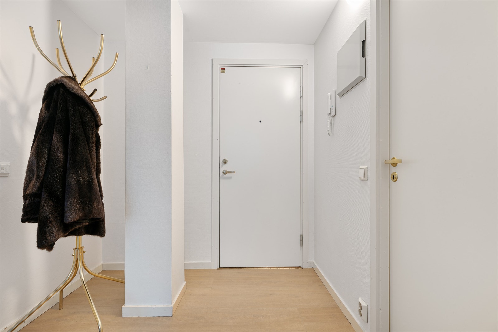 Vel inne gir gangen et godt førsteinntrykk. Galleribilde