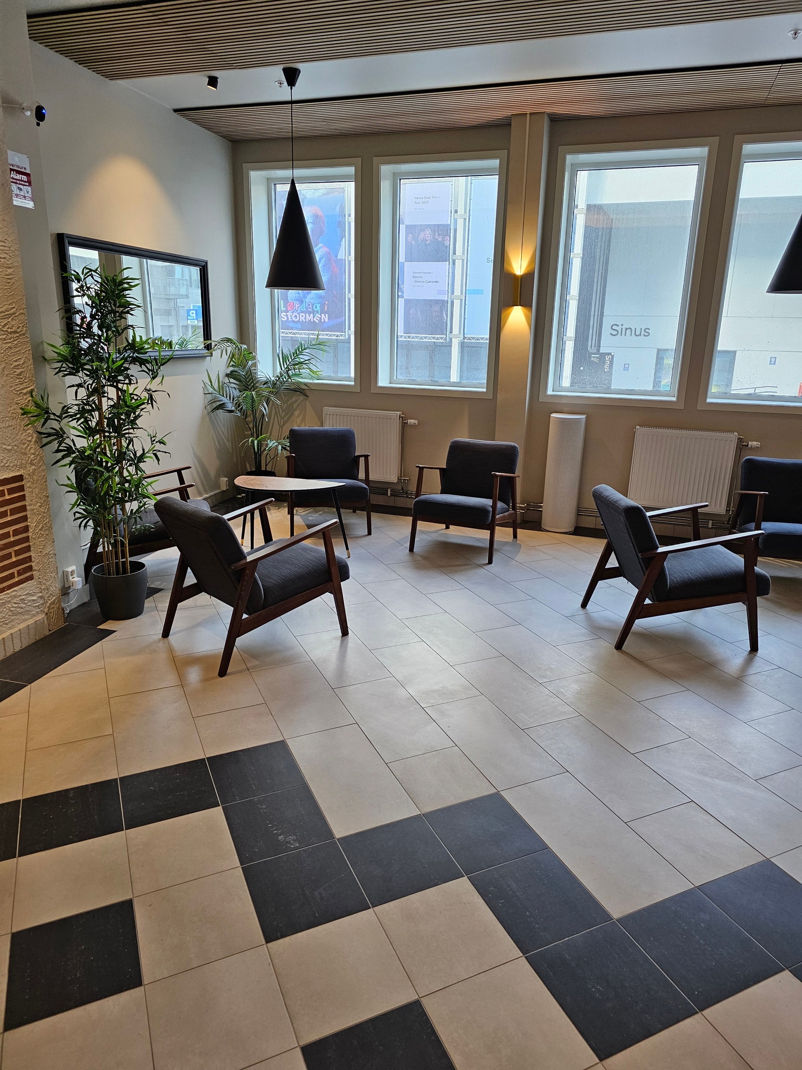 Sittegruppe i felles foaje Galleribilde