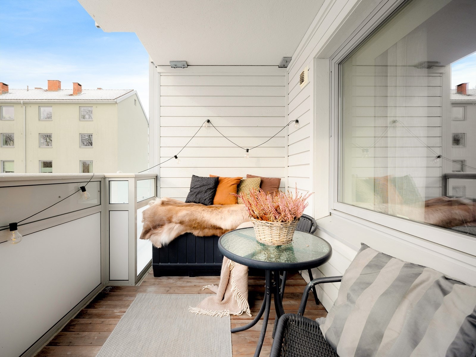 Skjermet balkong, ideell for rolige stunder. Galleribilde