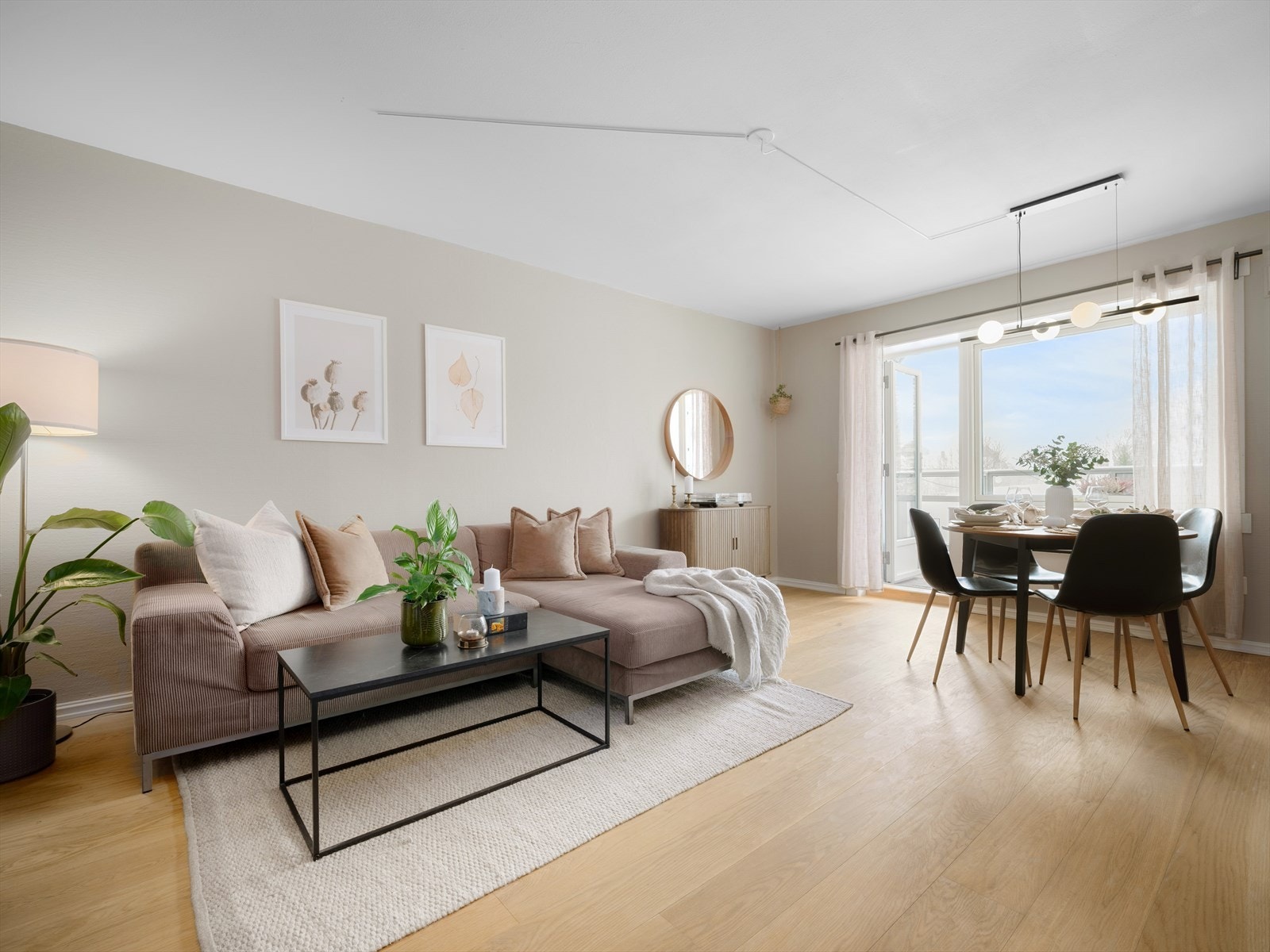 Velkommen Martin Skatvedts vei 20 en gjennomgående fin 2-roms leilighet. Galleribilde