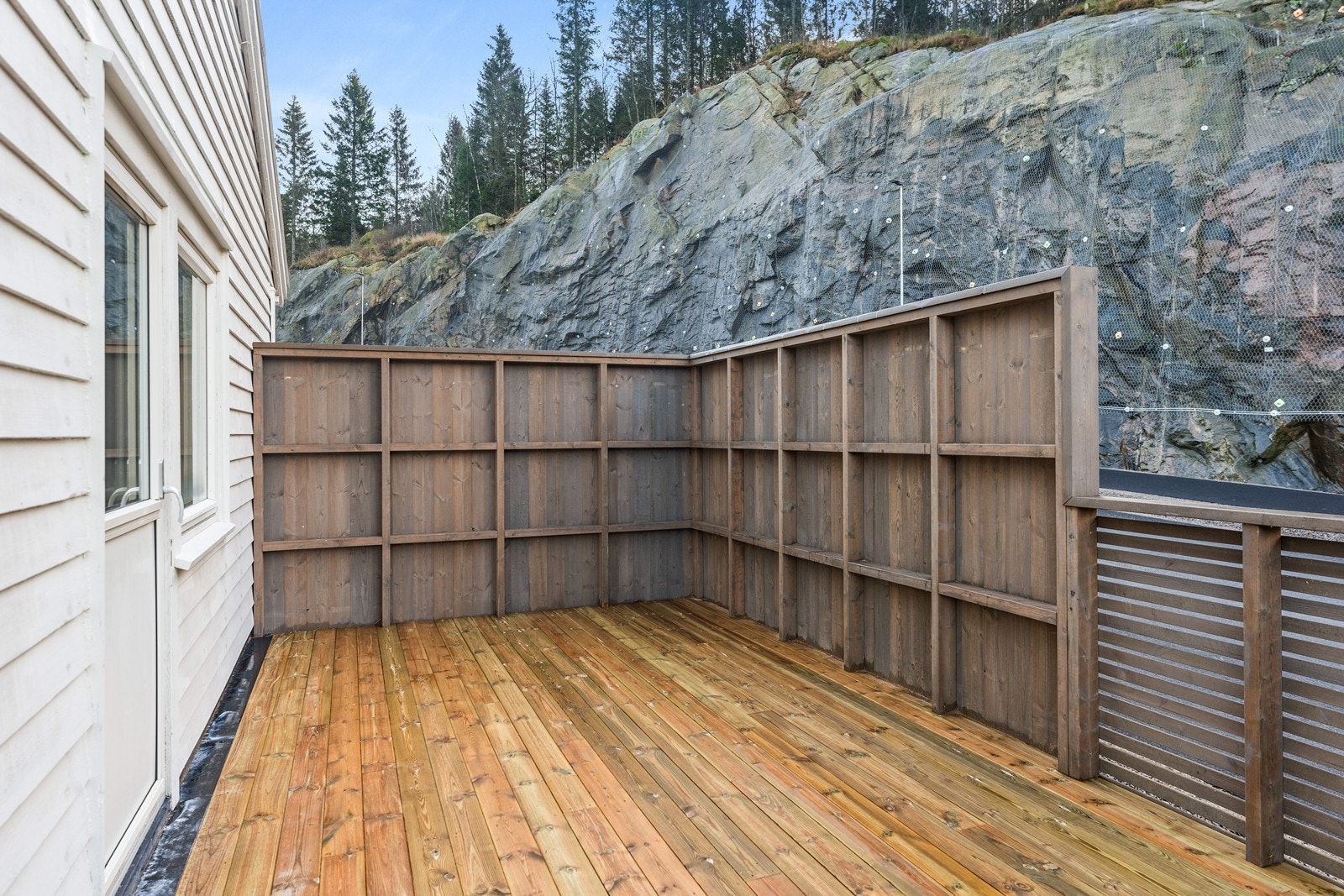 Verandaen ut fra stuen Galleribilde