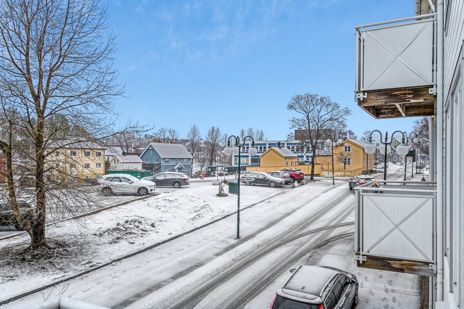 Utsikt fra balkong Galleribilde