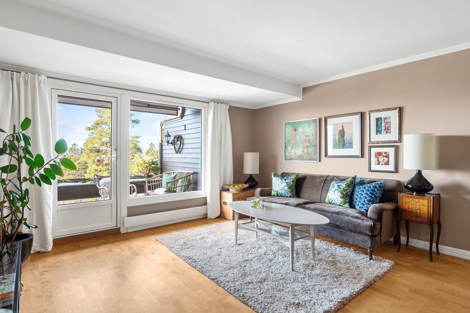 Flere overflater ble malt opp i 2023 Galleribilde