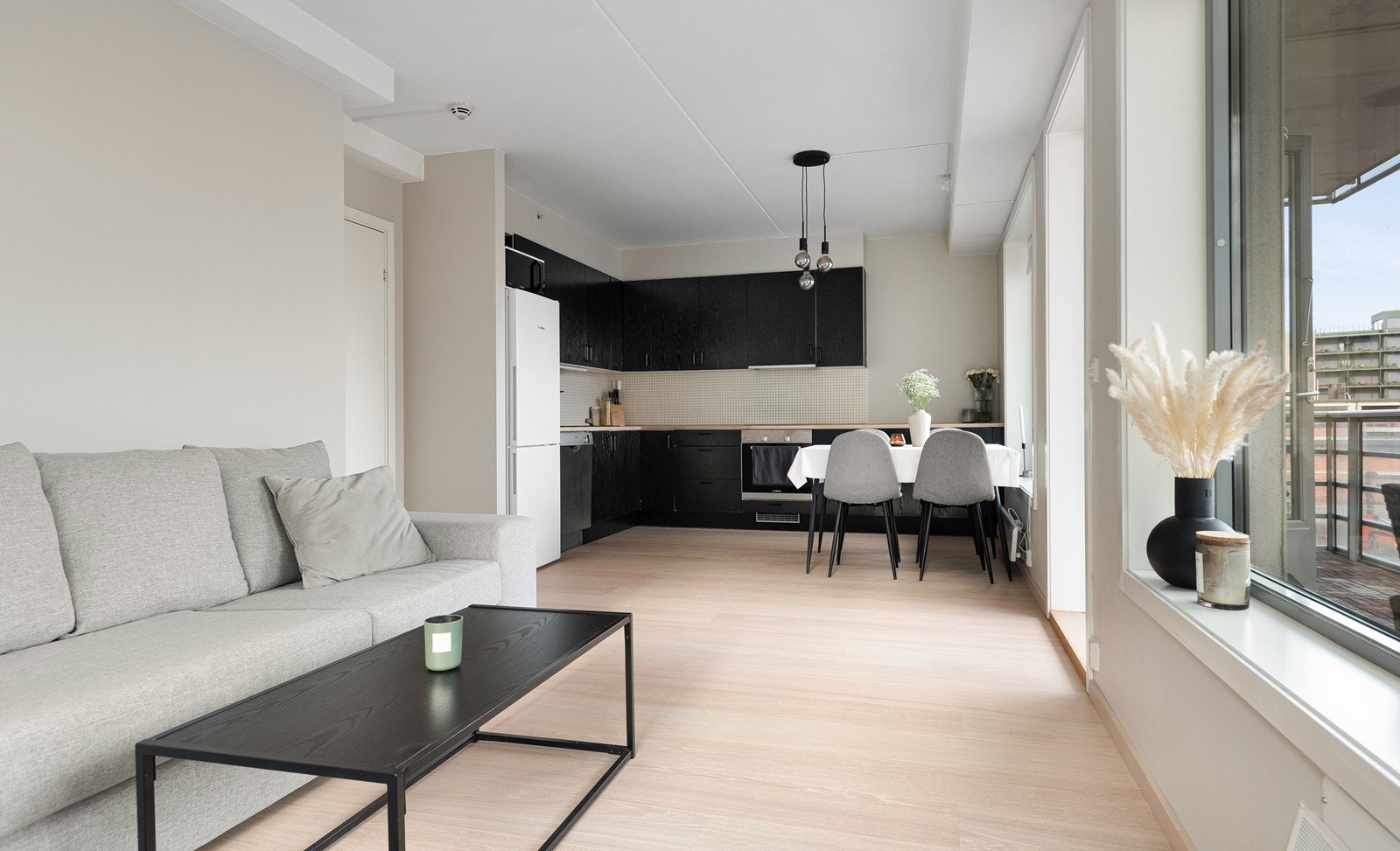 Åpen stue- og kjøkkenløsning Galleribilde