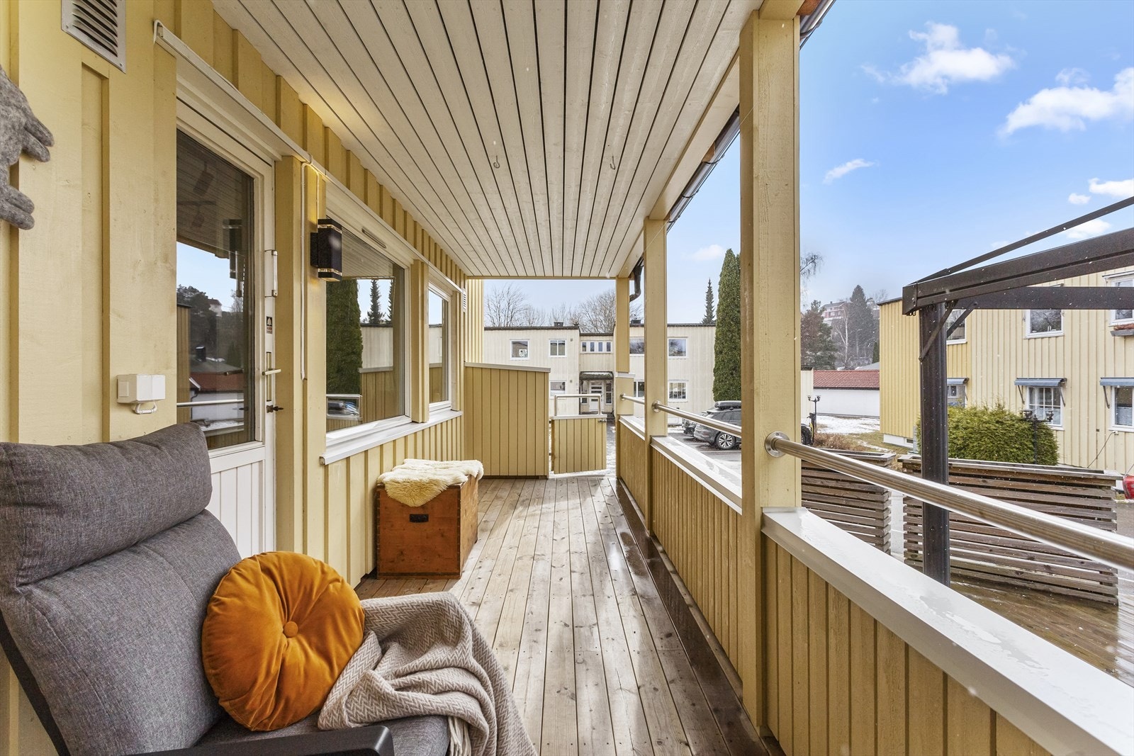 Her er det plass til sosial sone, og gode solforhold kan nytes. Galleribilde