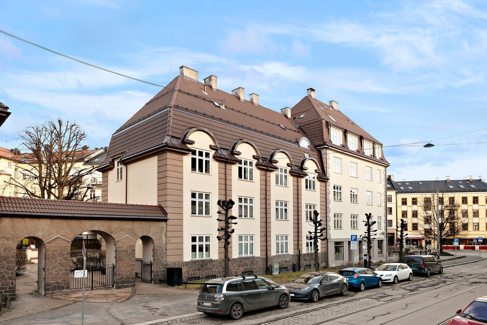 Fasade - Borettslaget består av 70 leiligheter samt et næringslokale som leies ut til Espresso House Galleribilde