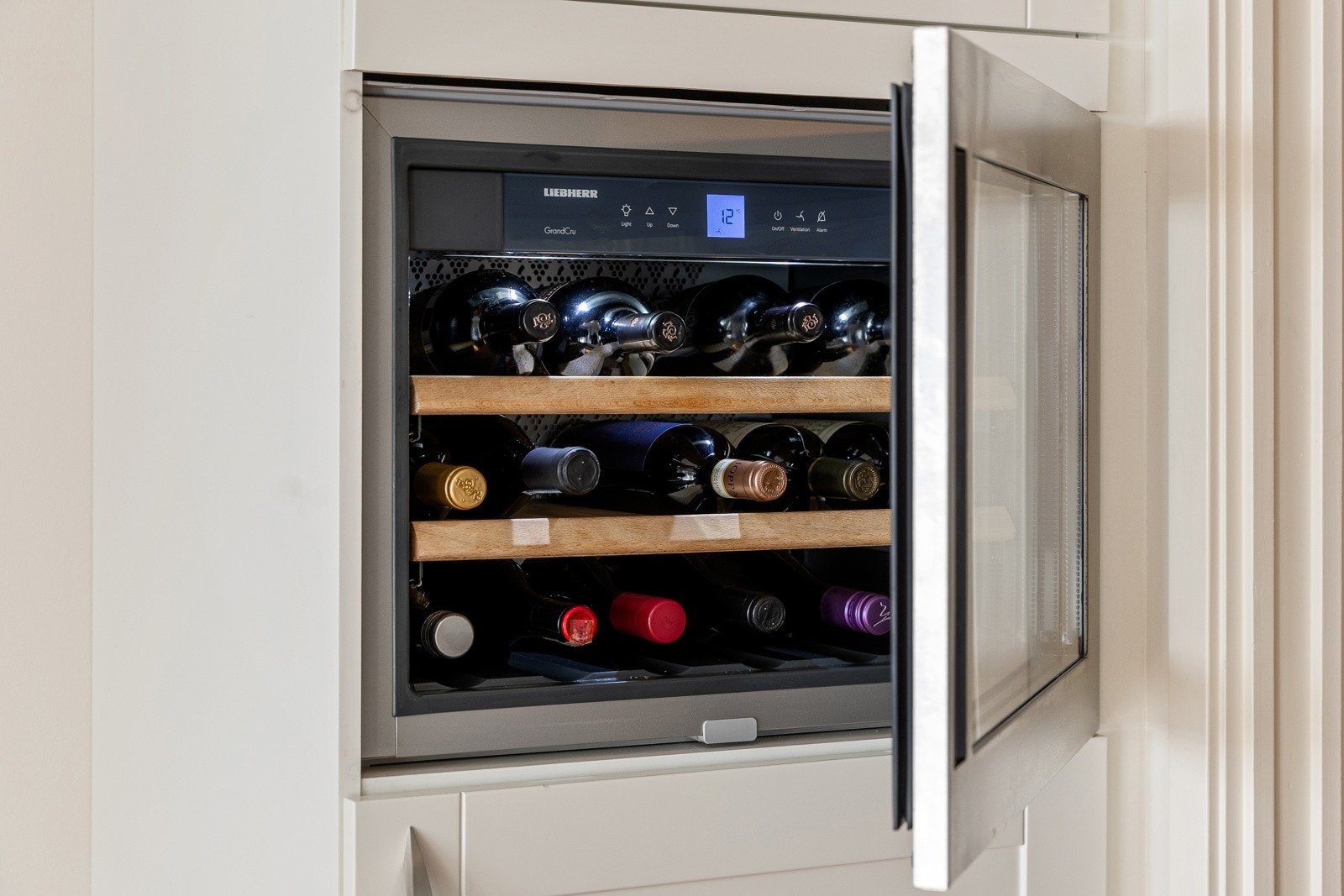 Vinskap. Galleribilde