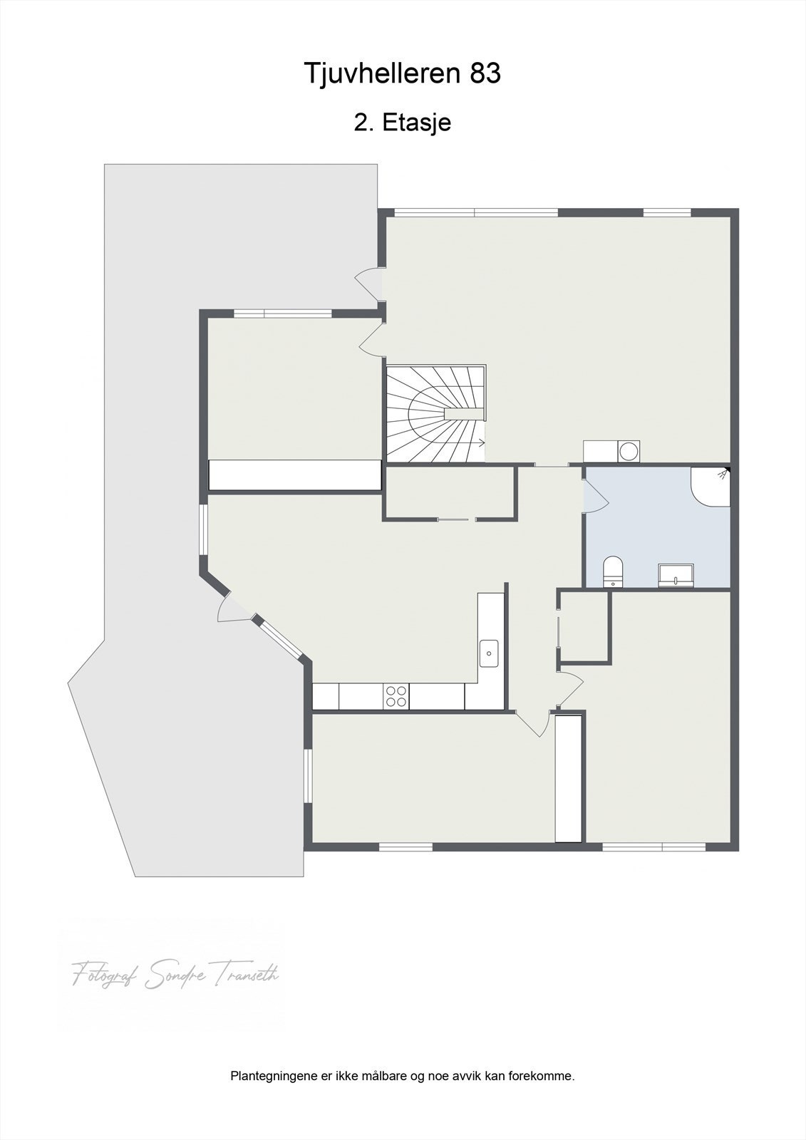 Planløsning 2.etg.: trapperom, stue, soverom 3, kjøkken, kott/kontor, soverom 4/ekstra stue, soverom 5, bad. Galleribilde