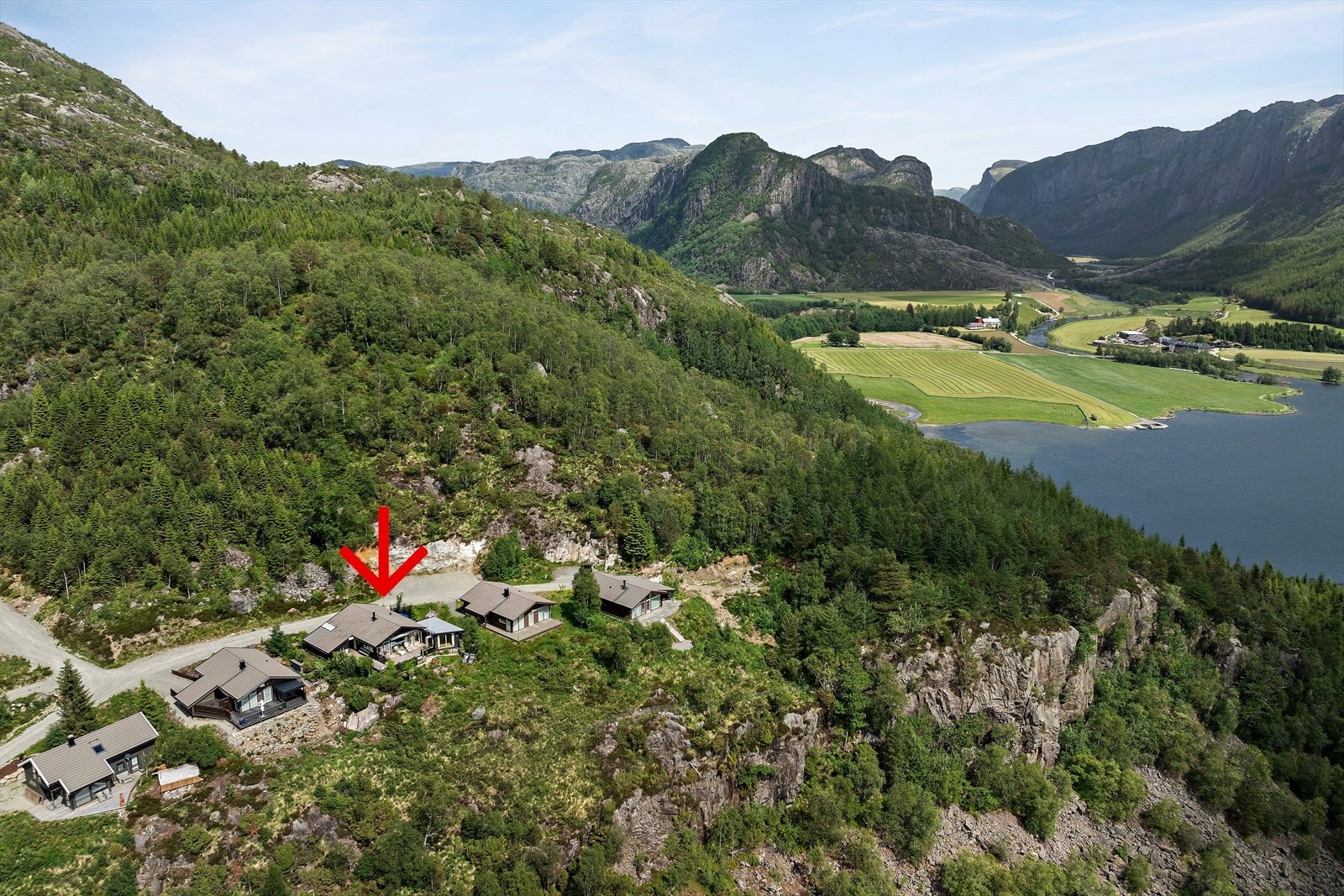 Fin beliggenhet på feltet Galleribilde